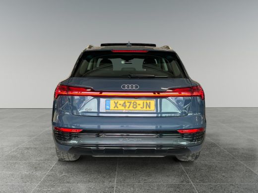 Audi Q8 e-tron 55 408pk quattro Advanced Edition Plus 115 kWh Parkeersensoren voor en achter | Lederen bekleding... ActivLease financial lease