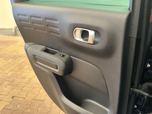 Citroën C3 Aircross 1.2 PureTech Shine Trekhaak | Climate | Camera | Parkeersensoren | Carplay | Navigatie | 17" Lich... ActivLease financial lease