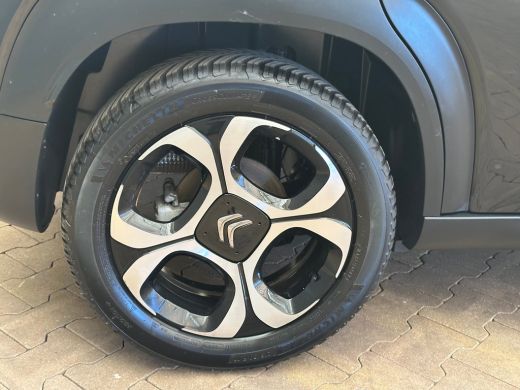 Citroën C3 Aircross 1.2 PureTech Shine Trekhaak | Climate | Camera | Parkeersensoren | Carplay | Navigatie | 17" Lich... ActivLease financial lease