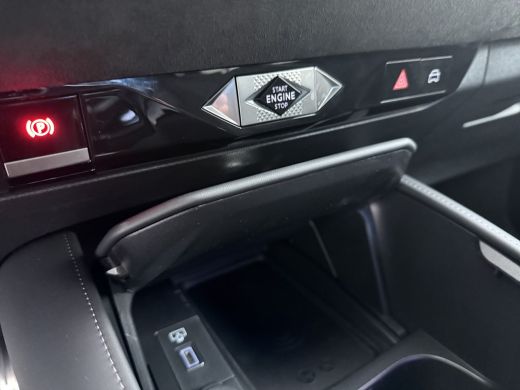 DS N&deg;4 Performance Line - E-Tense | 6 voudig elektrisch verstelbare passagiersstoel | Achteruitrijcamera... ActivLease financial lease