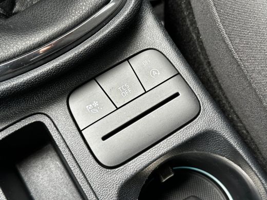 Ford Fiesta 1.0 Titanium | STUUR, STOEL EN VOORRUITVERWARMING| NAVIGATIE + APPLE CARPLAY/ANDROID AUTO| PARKEE... ActivLease financial lease