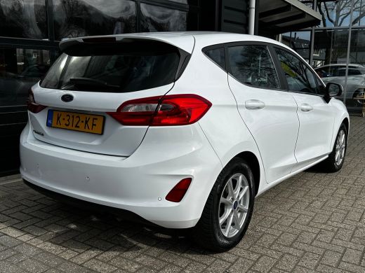 Ford Fiesta 1.0 Titanium | STUUR, STOEL EN VOORRUITVERWARMING| NAVIGATIE + APPLE CARPLAY/ANDROID AUTO| PARKEE... ActivLease financial lease