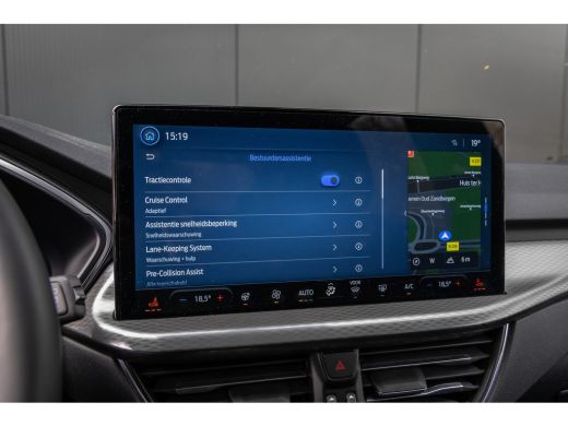 Ford Kuga 2.5 PHEV Titanium | Standkachel | Adaptieve cruise | Dodehoek detectie | Winter-pack | Trekhaak ActivLease financial lease