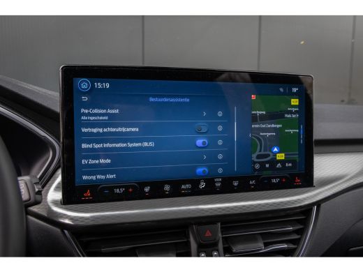 Ford Kuga 2.5 PHEV Titanium | Standkachel | Adaptieve cruise | Dodehoek detectie | Winter-pack | Trekhaak ActivLease financial lease