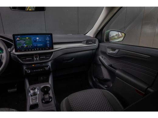 Ford Kuga 2.5 PHEV Titanium | Standkachel | Adaptieve cruise | Dodehoek detectie | Winter-pack | Trekhaak ActivLease financial lease