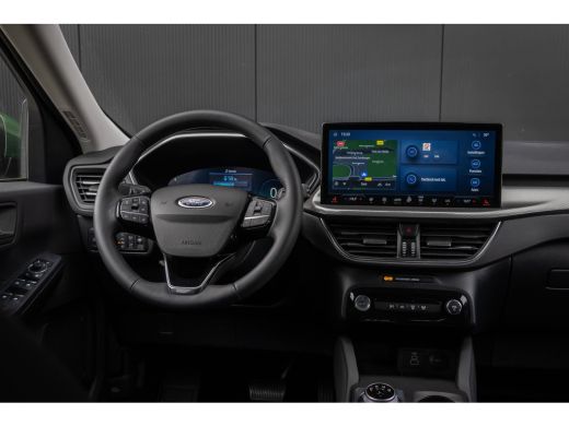 Ford Kuga 2.5 PHEV Titanium | Standkachel | Adaptieve cruise | Dodehoek detectie | Winter-pack | Trekhaak ActivLease financial lease