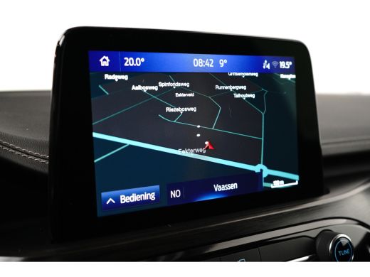 Ford Kuga 2.5PHEV 225pk Vignale | Pano | Elekt.Trekhaak | Driver ass.- Technology- & Winter Pack | 20"LMV ActivLease financial lease