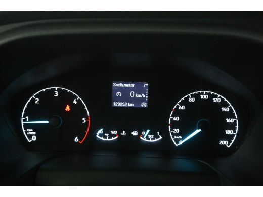 Ford Transit Custom 2.0 TDCI L1H1 | Airco | Cruise | 3 Zits | Trekhaak | 2xSchuifdeur | Stoelverw. | Parkeersens. ActivLease financial lease