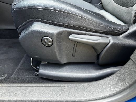 Opel Grandland X 1.2 130 PK Turbo Elegance | TREKHAAK| CAMERA + PARKEERSENSOREN| NAVIGATIE + APPLE CARPLAY/ANDROID... ActivLease financial lease