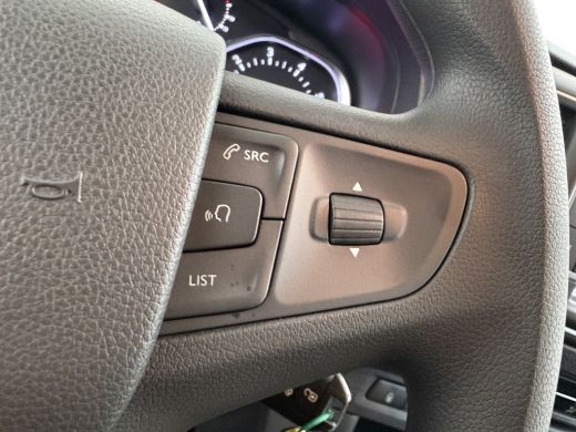 Opel Vivaro L2H1 180pk Automaat | BPM VRIJ | Bumpers in carrosseriekleur | Cruise control | Dodehoek detectie ActivLease financial lease