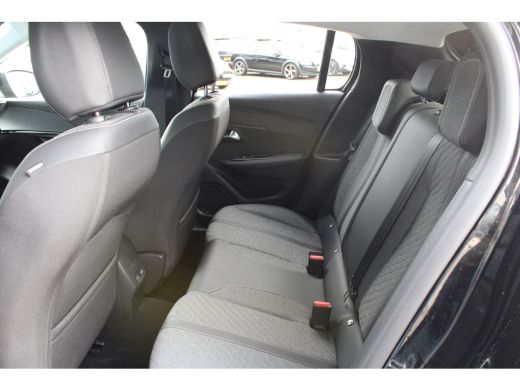 Peugeot 208 Hybrid 100 e-DCS6 Allure | Apple Carplay/Android Auto|telefoonintegratie premium | Armsteun voor ... ActivLease financial lease