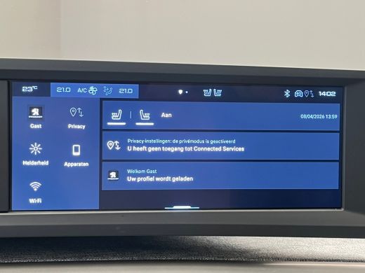 Peugeot 5008 1.2 HYBRID 145PK 7-ZITS ALLURE AUTOMAAT Camera | Stoelverwaming | Cruise | Leder/Stof (AGR) | LED... ActivLease financial lease