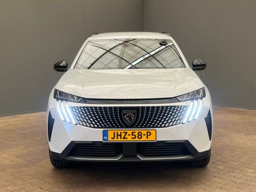 Peugeot 5008 1.2 HYBRID 145PK 7-ZITS ALLURE AUTOMAAT Camera | Stoelverwaming | Cruise | Leder/Stof (AGR) | LED... ActivLease financial lease