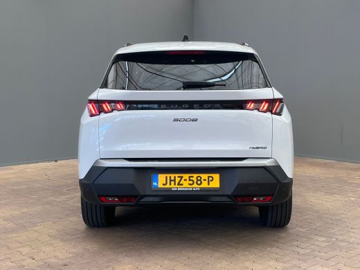 Peugeot 5008 1.2 HYBRID 145PK 7-ZITS ALLURE AUTOMAAT Camera | Stoelverwaming | Cruise | Leder/Stof (AGR) | LED... ActivLease financial lease