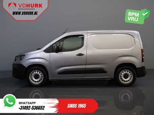 Peugeot e-Partner 50 kWh 280 km WLTP Snellader/ 3 Pers./ Standkachel/ Carplay/ Airco/ Cruise/ Navi/ PDC/ Trekhaak ActivLease financial lease