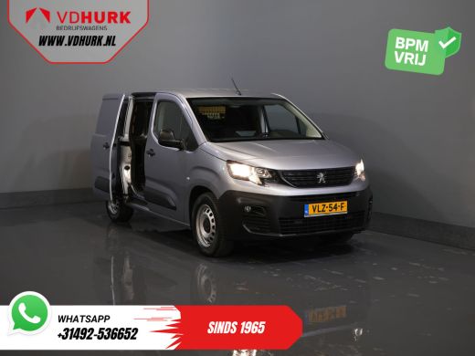 Peugeot e-Partner 50 kWh 280 km WLTP Snellader/ 3 Pers./ Standkachel/ Carplay/ Airco/ Cruise/ Navi/ PDC/ Trekhaak ActivLease financial lease