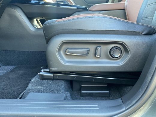 Suzuki e Vitara Style 61 kWh | Nieuwe auto !| Direct uit voorraad leverbaar | ActivLease financial lease