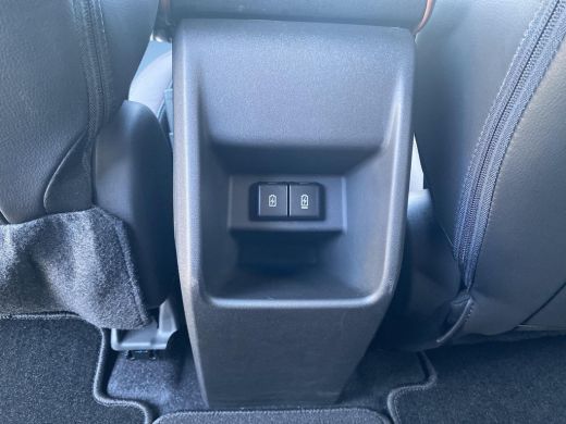 Suzuki e Vitara Style 61 kWh | Nieuwe auto !| Direct uit voorraad leverbaar | ActivLease financial lease