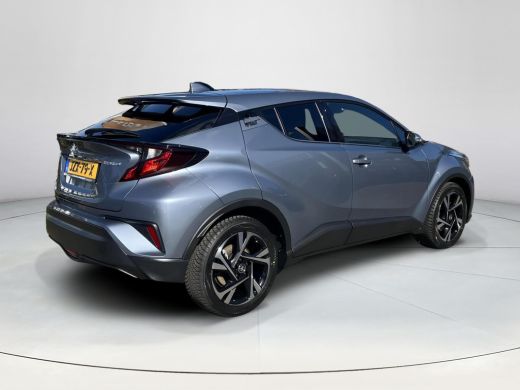 Toyota C-HR 1.8 Hybrid Executive | Stoel- + stuurverwarming | Carplay | Parkeersensoren | Dode hoek waarschuw... ActivLease financial lease