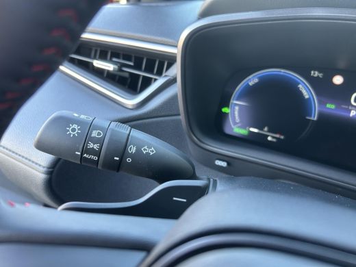 Toyota Corolla Cross Hybrid 180 GR Sport ActivLease financial lease