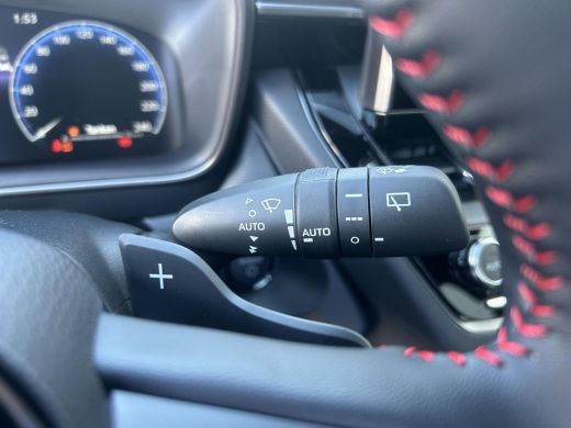 Toyota Corolla Cross Hybrid 180 GR Sport ActivLease financial lease