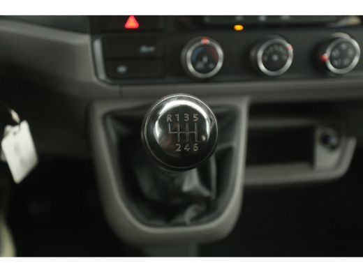 Volkswagen Crafter 2.0 TDI L3H2 | Dubbele Cabine | Airco | Cruise | 3000KG Trekgewicht ActivLease financial lease