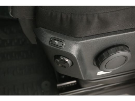 Volkswagen Crafter 2.0 TDI L3H2 | Dubbele Cabine | Airco | Cruise | 3000KG Trekgewicht ActivLease financial lease