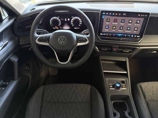 Volkswagen Tiguan 1.5 eHYBRID NW AUTO 2026 STOEL/STUUR VERW CAMERA ELEK.KLEP/TREKHAAK TRAILER ASSIST PHEV PLUG IN H... ActivLease financial lease