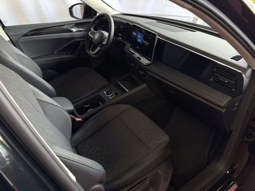 Volkswagen Tiguan 1.5 eHYBRID NW AUTO 2026 STOEL/STUUR VERW CAMERA ELEK.KLEP/TREKHAAK TRAILER ASSIST PHEV PLUG IN H... ActivLease financial lease