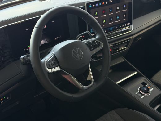 Volkswagen Tiguan 1.5 eHYBRID NW AUTO 2026 STOEL/STUUR VERW CAMERA ELEK.KLEP/TREKHAAK TRAILER ASSIST PHEV PLUG IN H... ActivLease financial lease