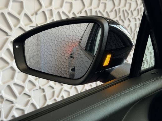 Volkswagen Tiguan 1.5 eHYBRID NW AUTO 2026 STOEL/STUUR VERW CAMERA VW.TREKHAAK TRAILER ASSIST ELEK.KLEP PHEV PLUG I... ActivLease financial lease