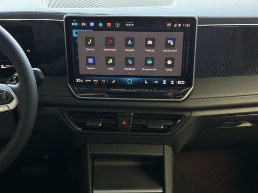 Volkswagen Tiguan 1.5 eHYBRID NW AUTO 2026 STOEL/STUUR VERW CAMERA VW.TREKHAAK TRAILER ASSIST ELEK.KLEP PHEV PLUG I... ActivLease financial lease