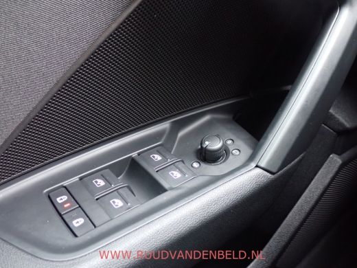 Audi A3 Sportback 35 TFSI Pro Line !! INCL 12 MAAND GARANTIE !! / ACC / CARPLAY ActivLease financial lease