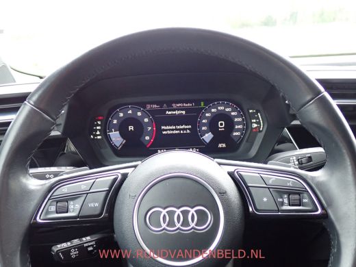 Audi A3 Sportback 35 TFSI Pro Line !! INCL 12 MAAND GARANTIE !! / ACC / CARPLAY ActivLease financial lease