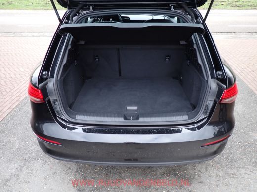 Audi A3 Sportback 35 TFSI Pro Line !! INCL 12 MAAND GARANTIE !! / ACC / CARPLAY ActivLease financial lease