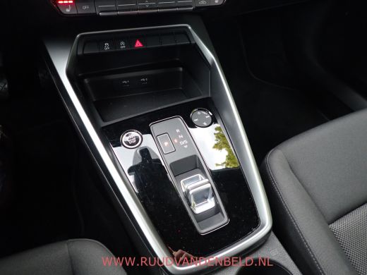 Audi A3 Sportback 35 TFSI Pro Line !! INCL 12 MAAND GARANTIE !! / ACC / CARPLAY / STOELVERWARMING ActivLease financial lease
