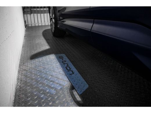 Audi Q4 e-tron 45 quattro Advanced edition 82 kWh | Achteruitrijcamera | ACC | Stoelverwarming | ActivLease financial lease