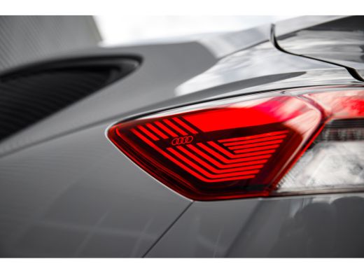 Audi Q4 Sportback e-tron 45 S Edition 82 kWh | Panoramadak | Trekhaak | HUD | 21" | Assistentiepakket Advanced | ActivLease financial lease