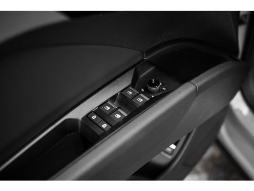 Audi Q4 Sportback e-tron 45 S Edition 82 kWh | Panoramadak | Trekhaak | HUD | 21" | Assistentiepakket Advanced | ActivLease financial lease