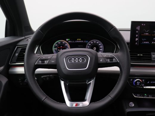 Audi Q5 Sportback 55 TFSI e S edition Competition 367PK S-Tronic Pano-Schuifdak, Trekhaak, Luchtvering, B... ActivLease financial lease