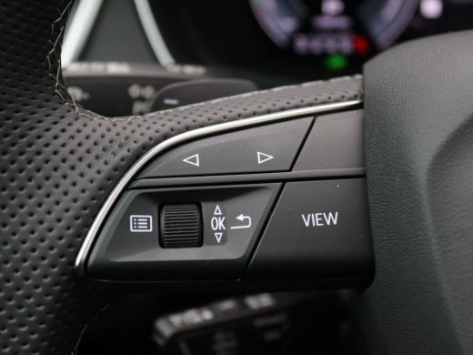 Audi Q5 Sportback 55 TFSI e S edition Competition 367PK S-Tronic Pano-Schuifdak, Trekhaak, Luchtvering, B... ActivLease financial lease
