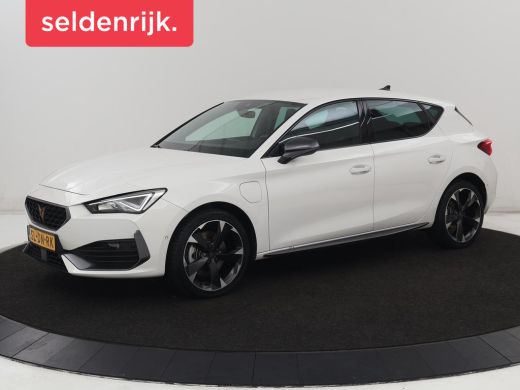 CUPRA Leon 1.4 eHybrid | SOH 90% | Carplay | Stoelverwarming | Adaptive cruise | Memory | Camera | Sfeerverl...