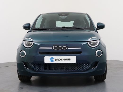 Fiat 500 Torino, (2026) | 10,25" touchscreen radio met Bluetooth, DAB & USB | Apple Carplay&reg; / Android Aut... ActivLease financial lease