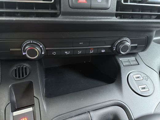 Fiat Dobl&ograve; 1.5 BlueHDI 100 L1 | BPM VRIJ | Achteruitrijcamera | Cruise control | Dodehoek detectie ActivLease financial lease