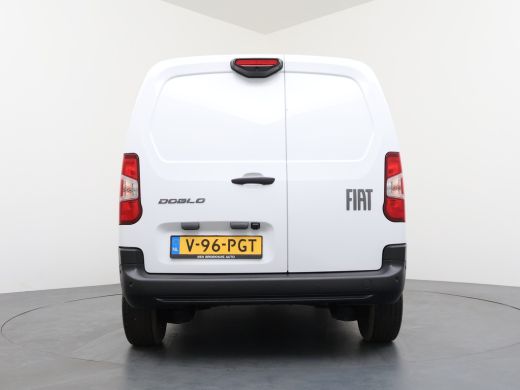 Fiat Dobl&ograve; 1.5 BlueHDI 100 L1 | BPM VRIJ | Achteruitrijcamera | Cruise control | Dodehoek detectie ActivLease financial lease
