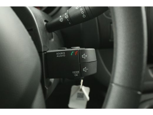 Fiat Talento 1.6 MJ L1H1 | Airco | Camera | 3 Zits | Trekhaak | Imperiaal | Elektrpakket ActivLease financial lease