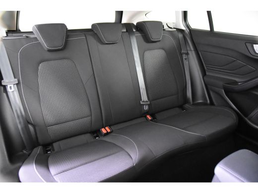 Ford Focus Hybrid Titanium *1ste Eigenaar*Navigatie*Stoelverwarming*Camera* ActivLease financial lease