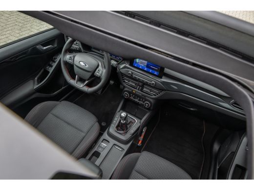Ford Focus 155pk EcoBoost Hybrid ST Line X | 100% dealer o. h | Panoramadak | B&O Audio | 18'' | Winter-pack... ActivLease financial lease