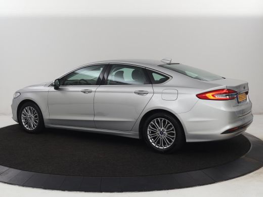 Ford Mondeo 2.0 IVCT HEV Titanium | Stoelverwarming | Carplay | Keyless | Navigatie | Climate control | Parke... ActivLease financial lease