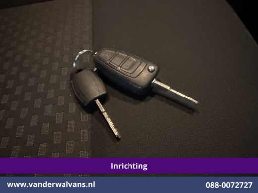 Ford Transit Custom 2.0 TDCI 130pk L2H1 Inrichting Euro6 Airco | 2800kg Trekhaak | Omvormer | Camera | Apple Carplay ... ActivLease financial lease